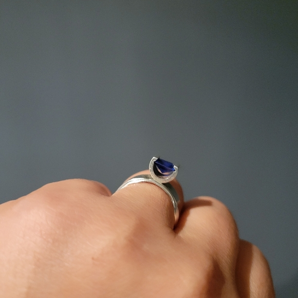 RARE! Silver Sterling 925 Stamped Signet Statement Ring with Real Blue Sapphire - Picture 9 of 9